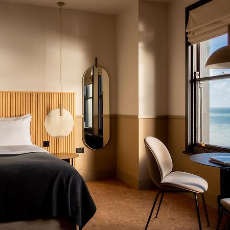 Port Hotel Eastbourne Eksteriør bilde